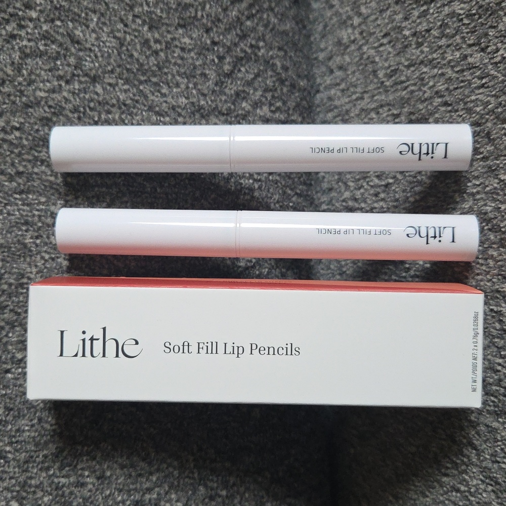 Lithe Beauty Soft Fill Lip Pencils In: Dusk & Scarlet